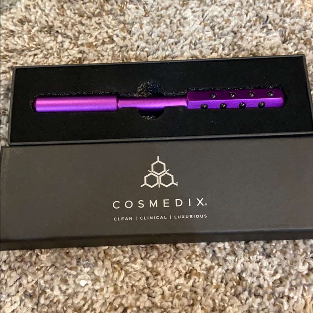 Cosmedix Facial Roller
